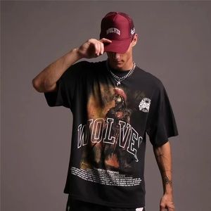 NWT DARC SPORT “NEVER DIE STANDING” Oversized Tee in Small